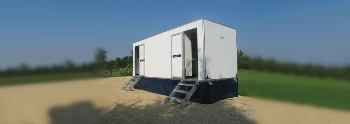 3+1 luxury toilet trailer exterior